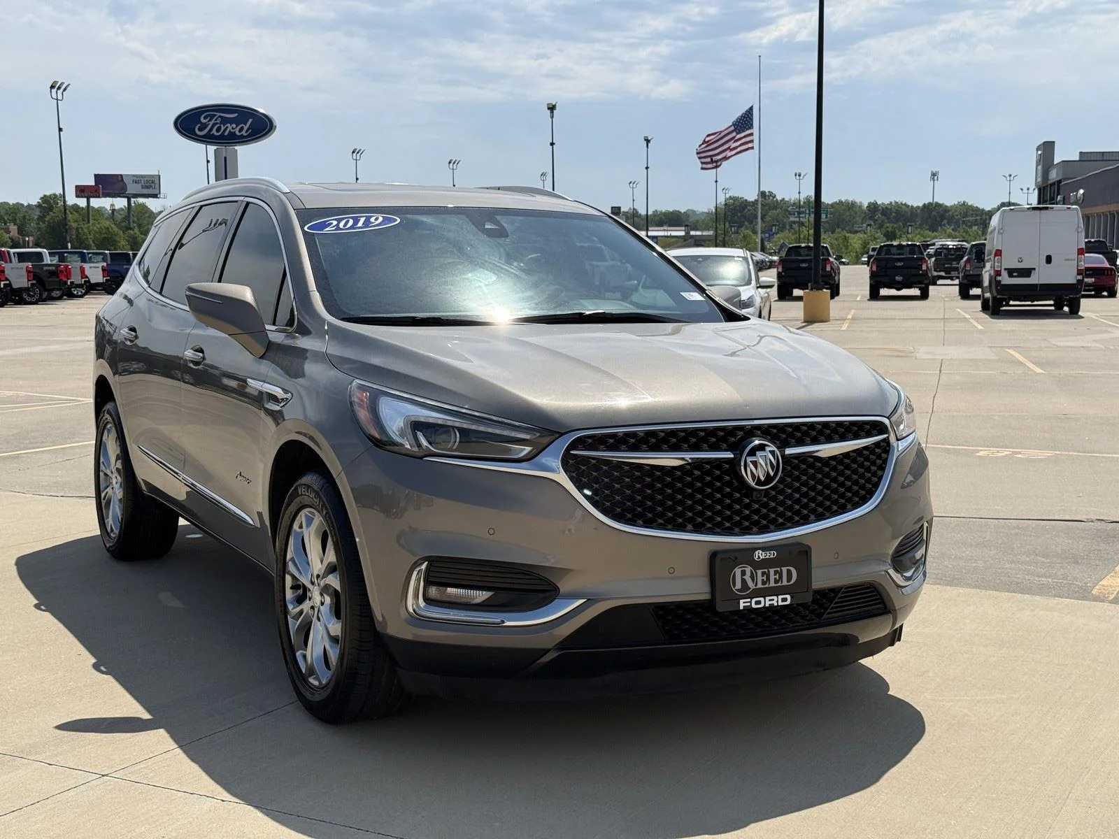 Used 2019 Buick Enclave Avenir with VIN 5GAERDKW7KJ111759 for sale in Kansas City