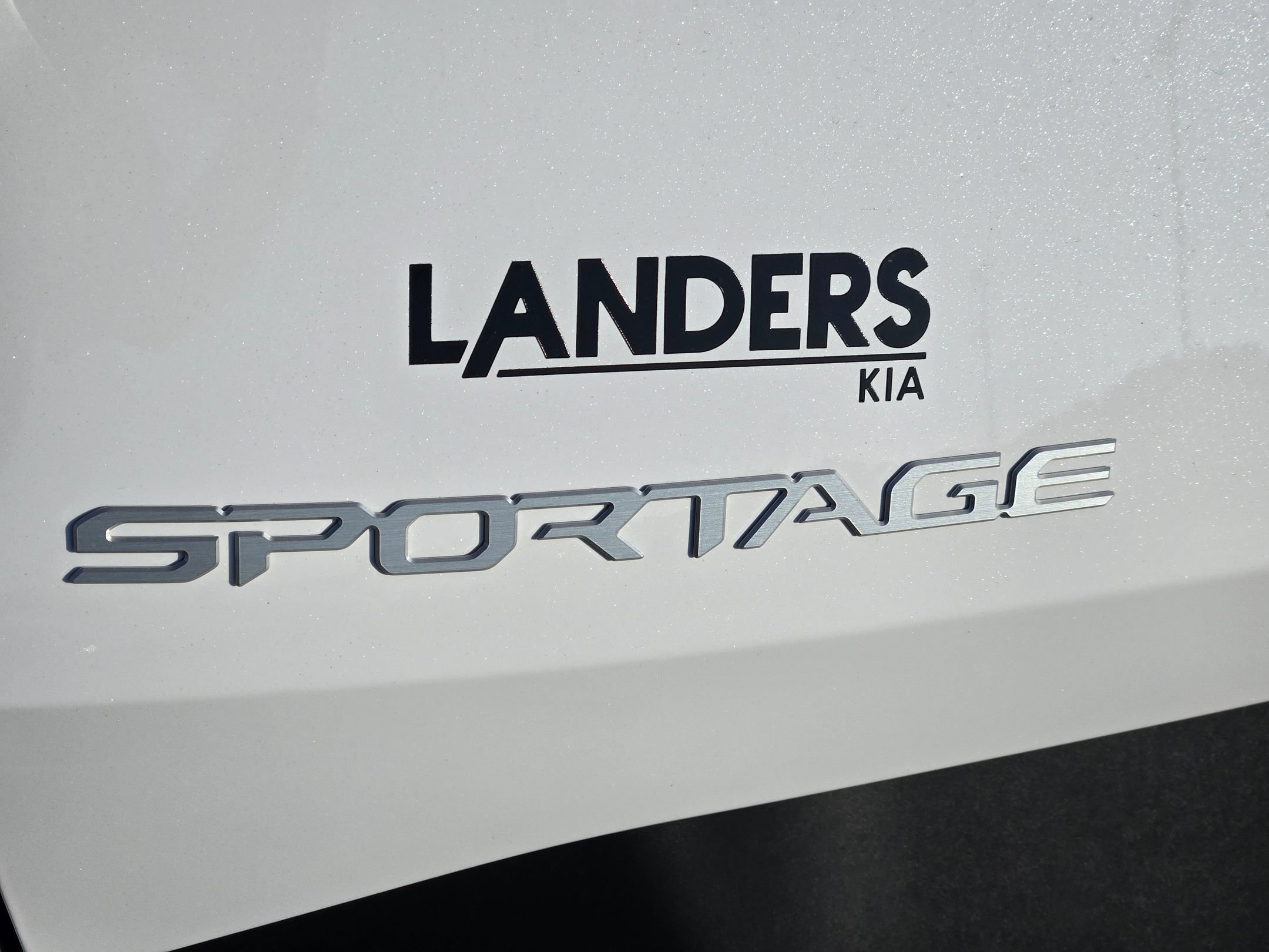New 2026 Glacial White Pearl Kia EX image 32