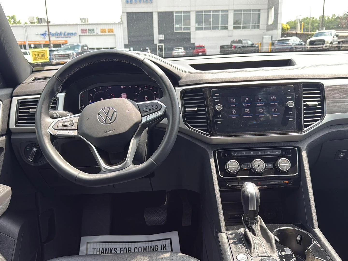 Used 2022 Deep Black Pearl Effect Volkswagen 2.0T SE w/Technology image 2