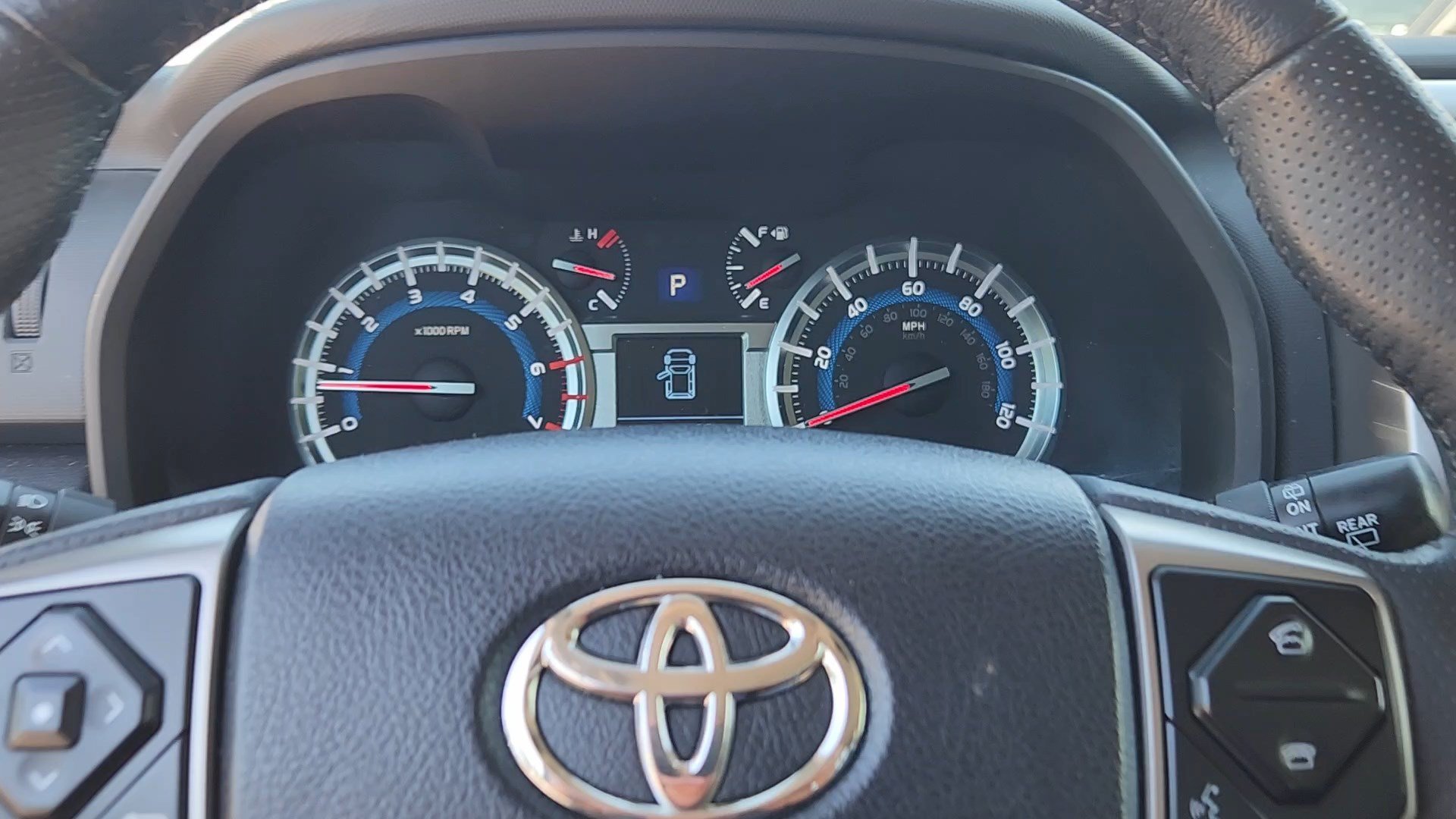 Used 2019 Super White Toyota SR5 image 33