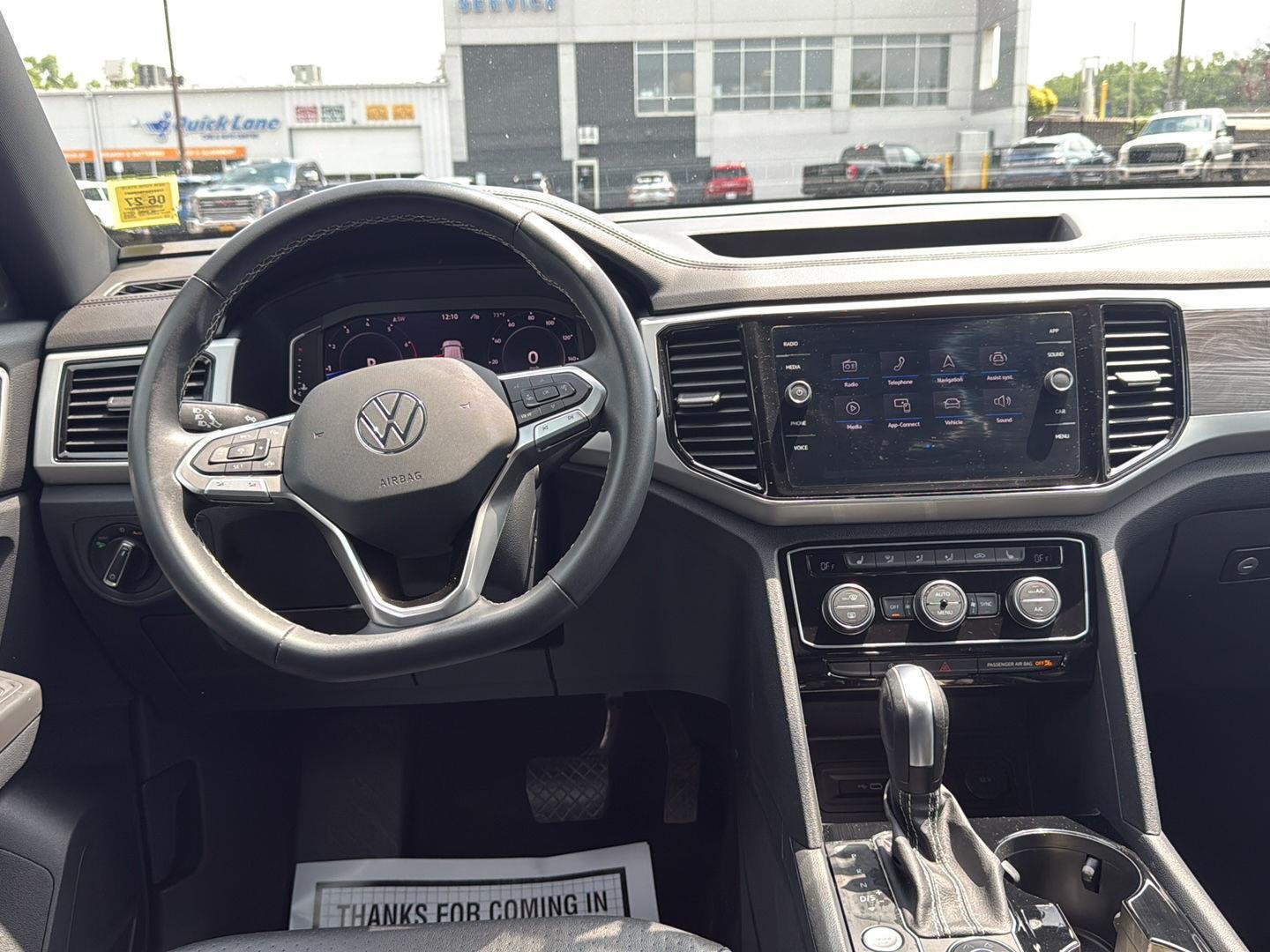 Used 2022 Deep Black Pearl Volkswagen 2.0T SE w/Technology image 2
