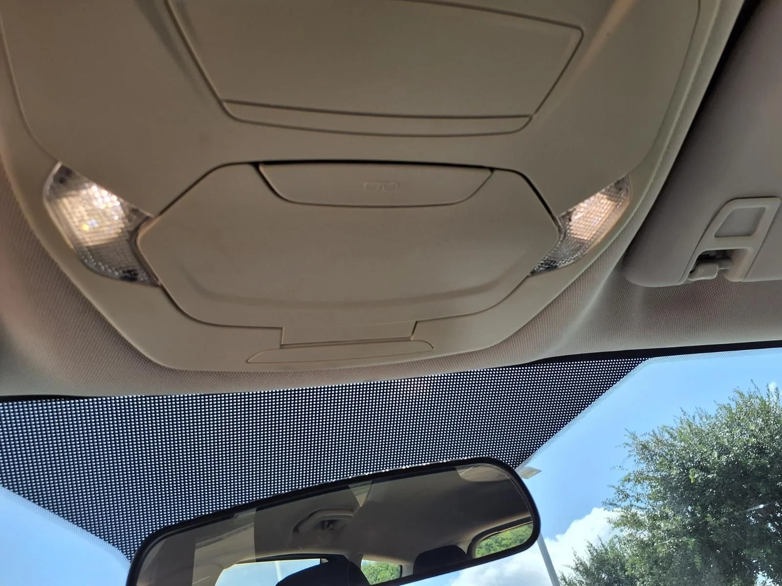 Used 2019 Gray Ford S image 22
