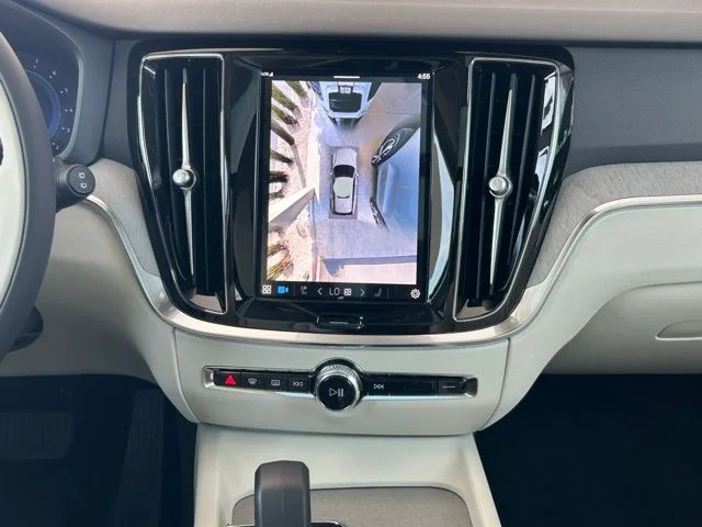 2025 Volvo V60 Cross Country Plus - Photo 18
