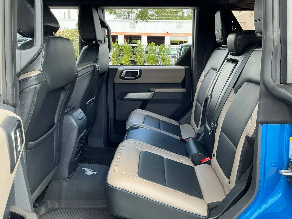 Used 2022 Blue Ford Wildtrak image 28
