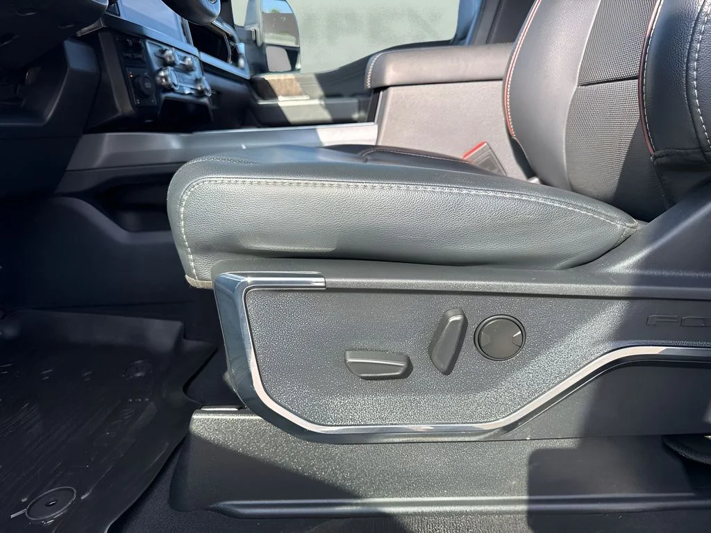 Used 2024 Gray Ford Lariat image 9