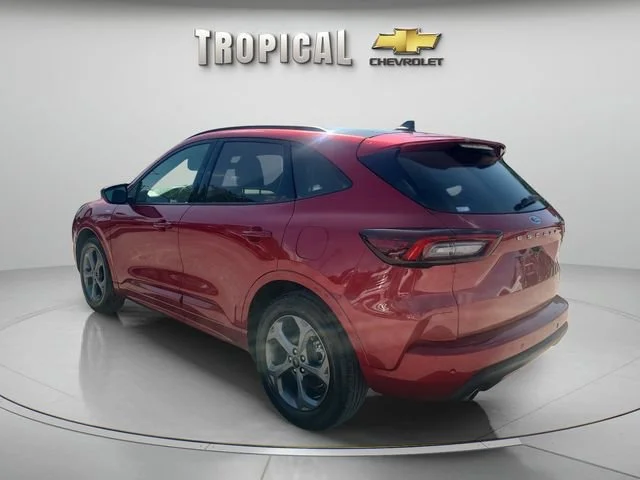 Used 2024 Red Ford ST-Line image 3