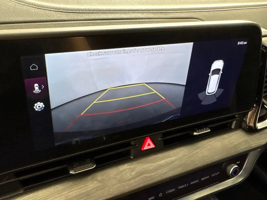Used 2025 Red Kia X-Line image 38