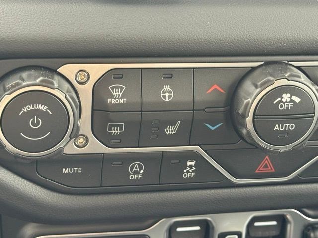New 2026 Black Clearcoat Jeep Rubicon image 19