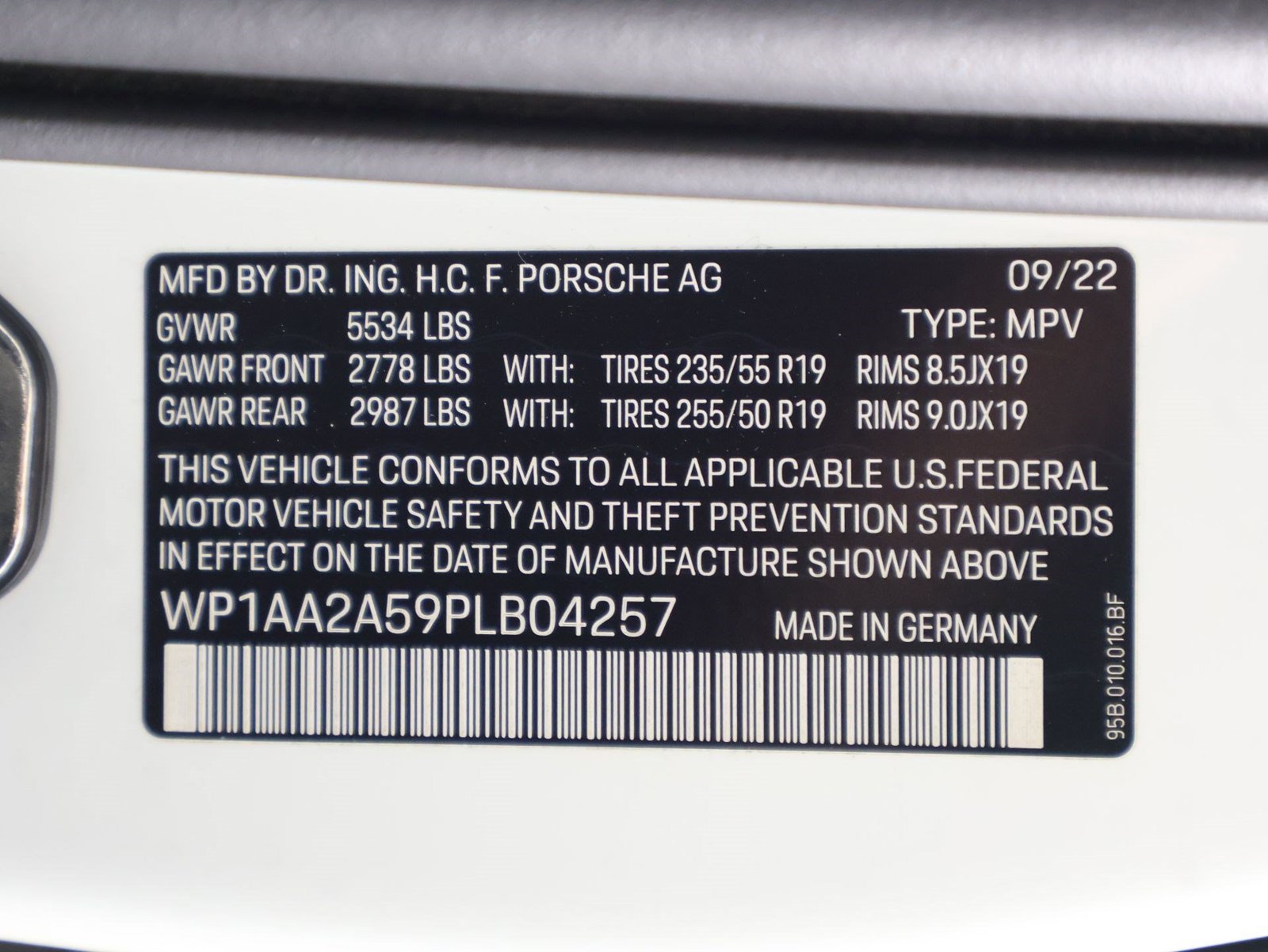 Certified Used 2023 White Porsche  image 19