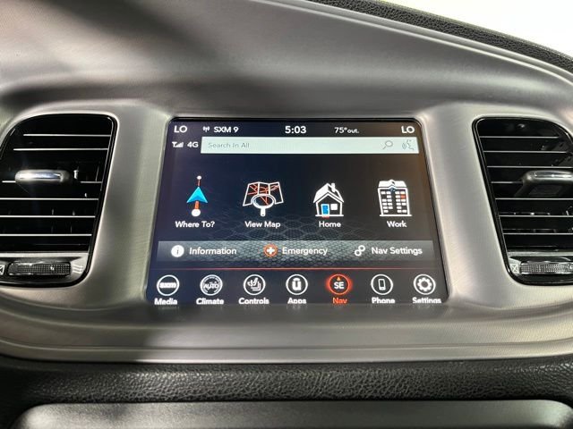 Used 2023 Black Dodge SXT image 31