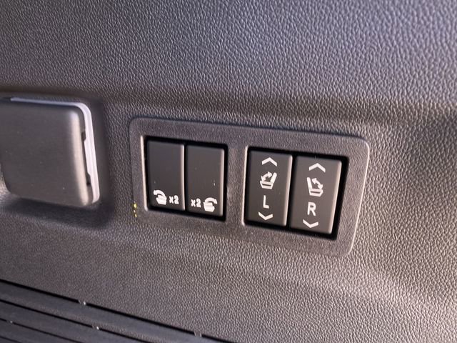 2026 Chevrolet Suburban Premier - Photo 41