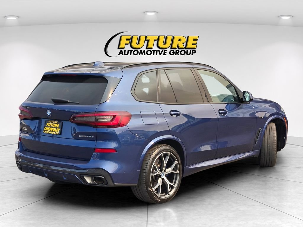 Used 2023 Blue BMW xDrive45e image 4