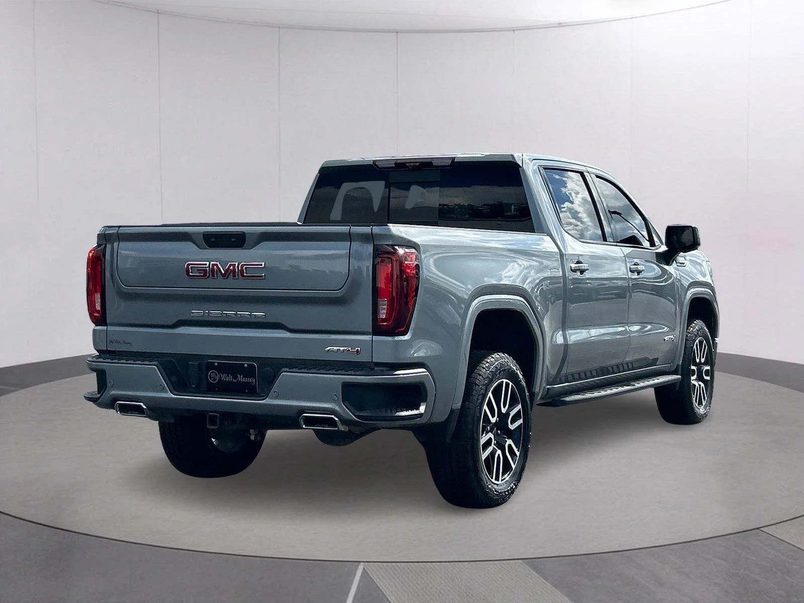 Certified Used 2025 Sterling Metallic GMC AT4 image 7