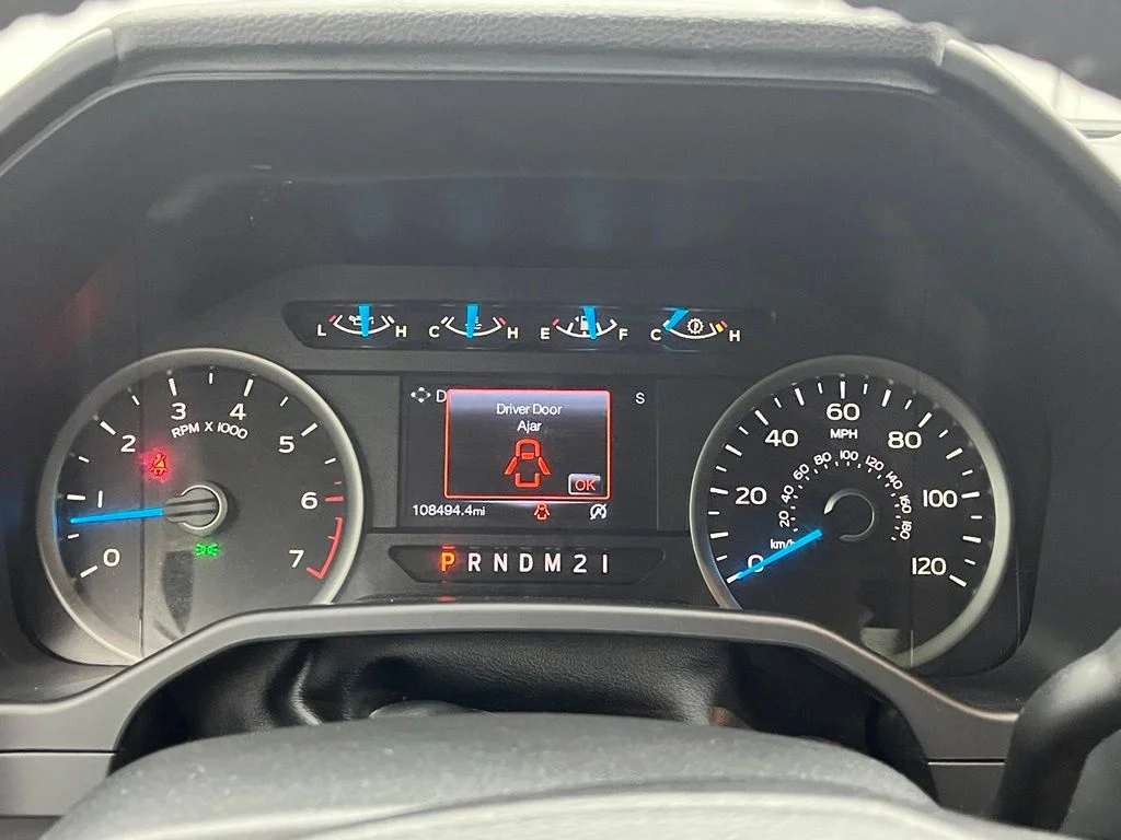 Used 2015  Ford XLT image 22