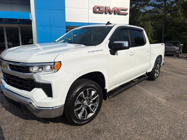 2024 Chevrolet Silverado 1500 LT
