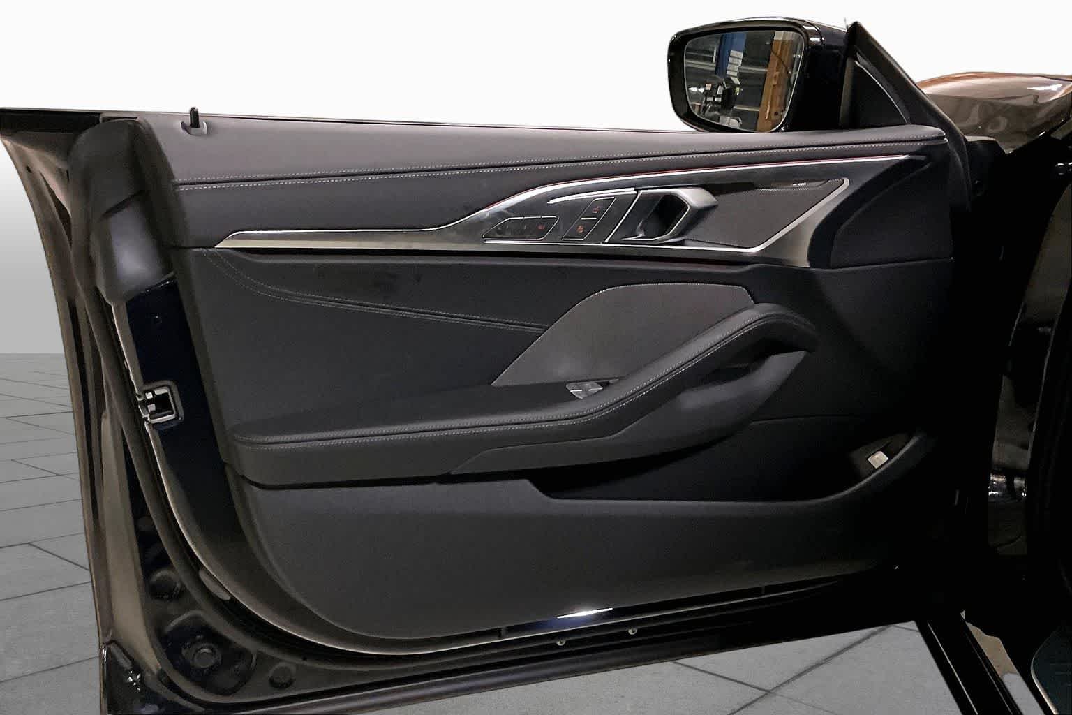 2026 BMW 8 Series 840i - Photo 10