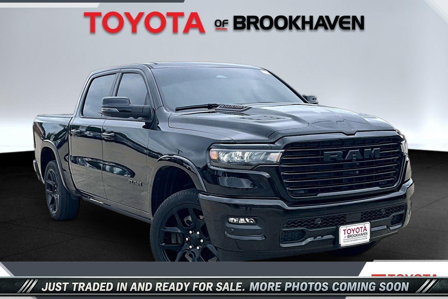 2025 RAM 1500 Laramie 4x4 Crew Cab 5'7's photo