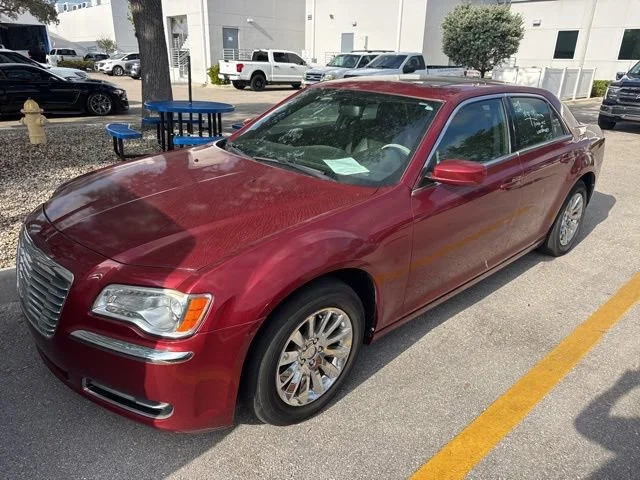2014 Chrysler 300 -'s photo