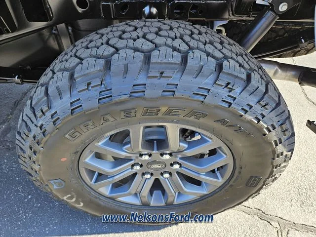 New 2025 Oxford White Ford Tremor® image 30
