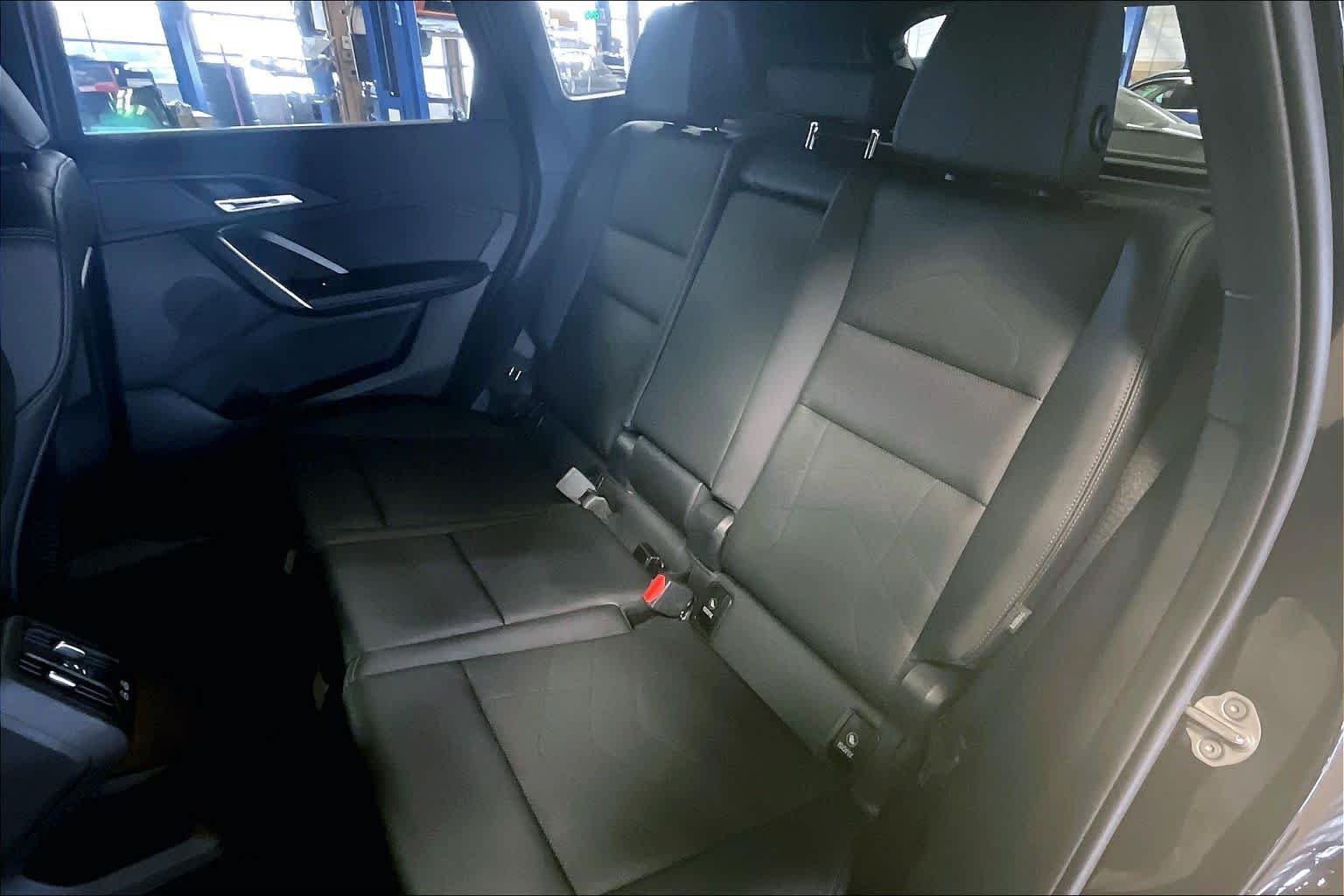 2023 BMW X1 28i - Photo 19