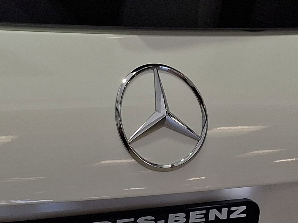 New 2026 Polar White Mercedes-Benz GLA 35 AMG® image 63