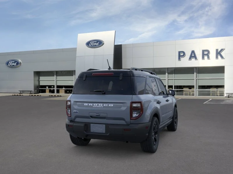 New 2026 Azure Gray Metallic Tri-Coat Ford Outer Banks® image 8