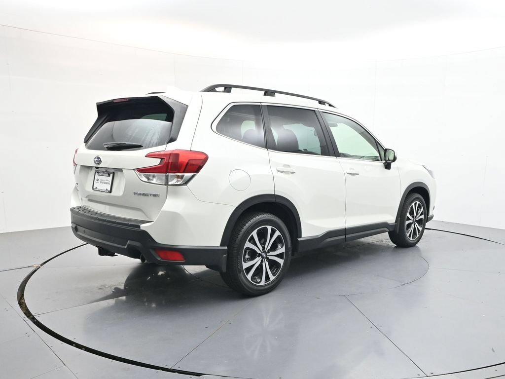 Used 2023 White Subaru Limited image 7