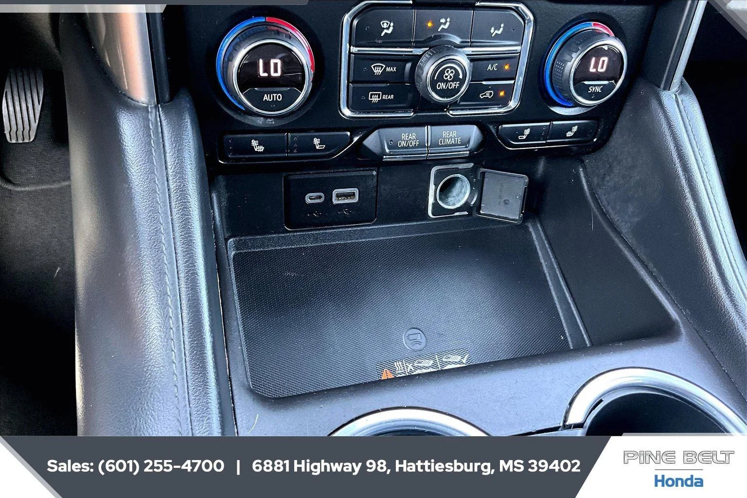 Used 2021 Black Chevrolet Z71 image 24