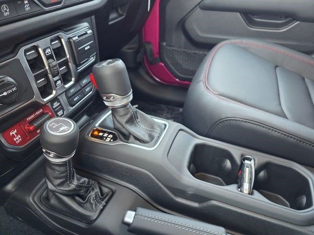 New 2026 Tuscadero Pearlcoat Jeep Rubicon image 37