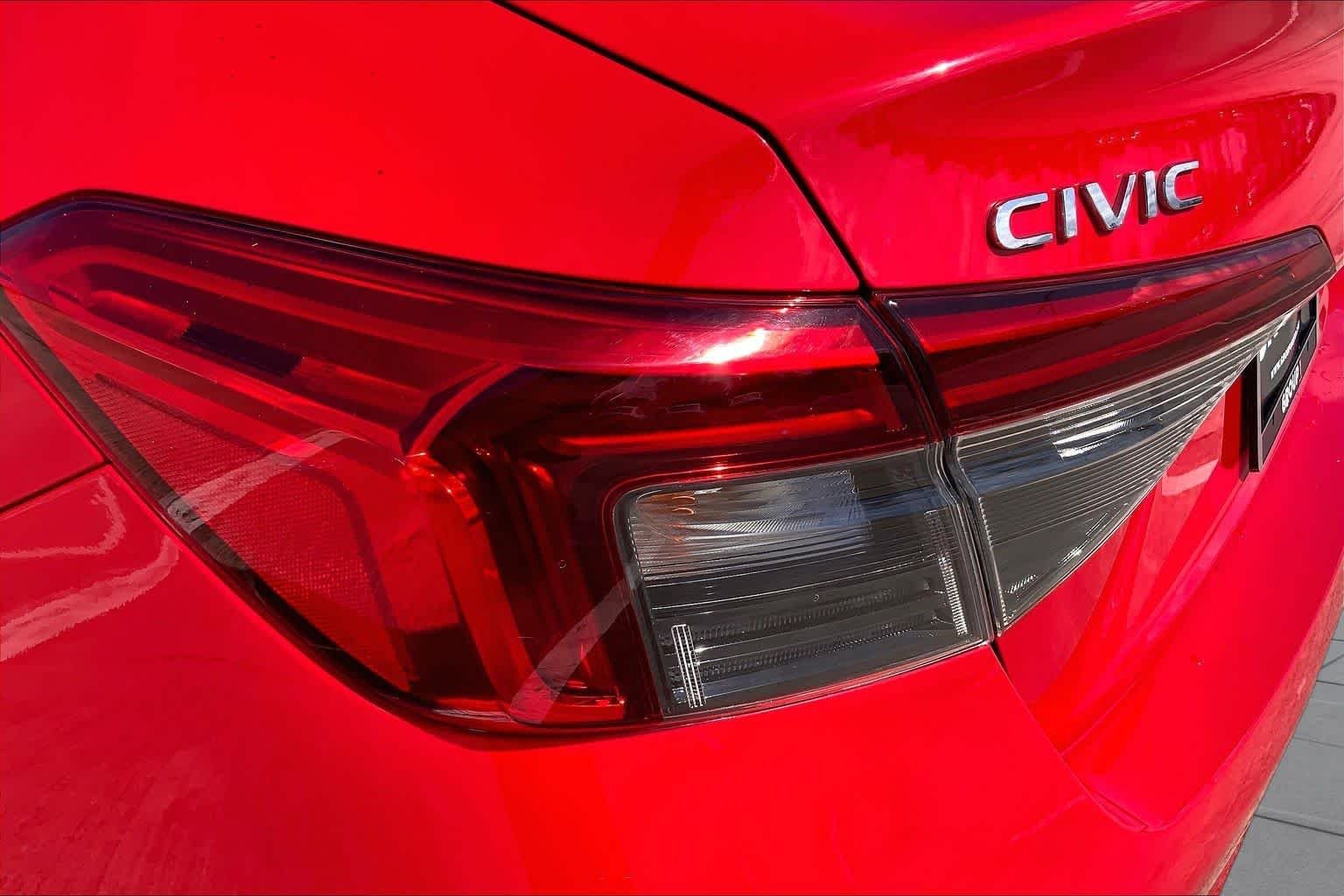 Used 2022 Rallye Red Honda LX image 28