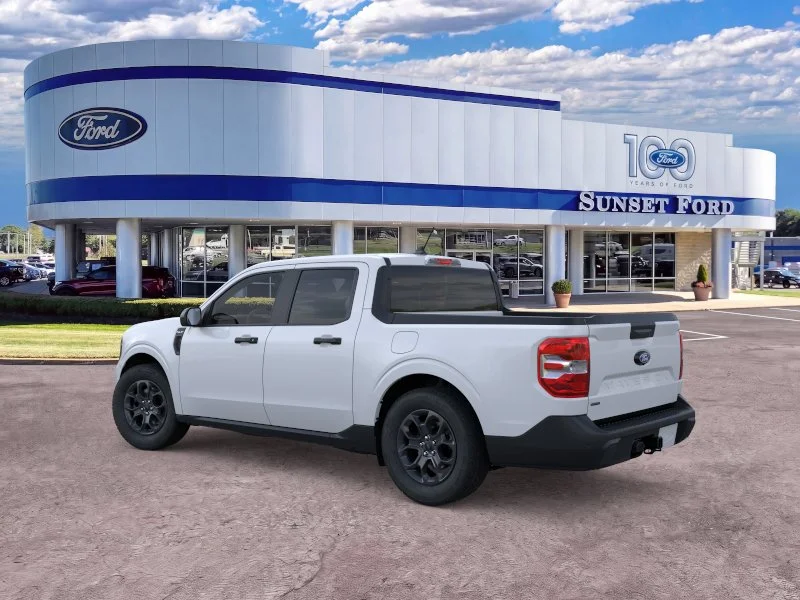 New 2026 Space White Metallic Ford XLT image 4