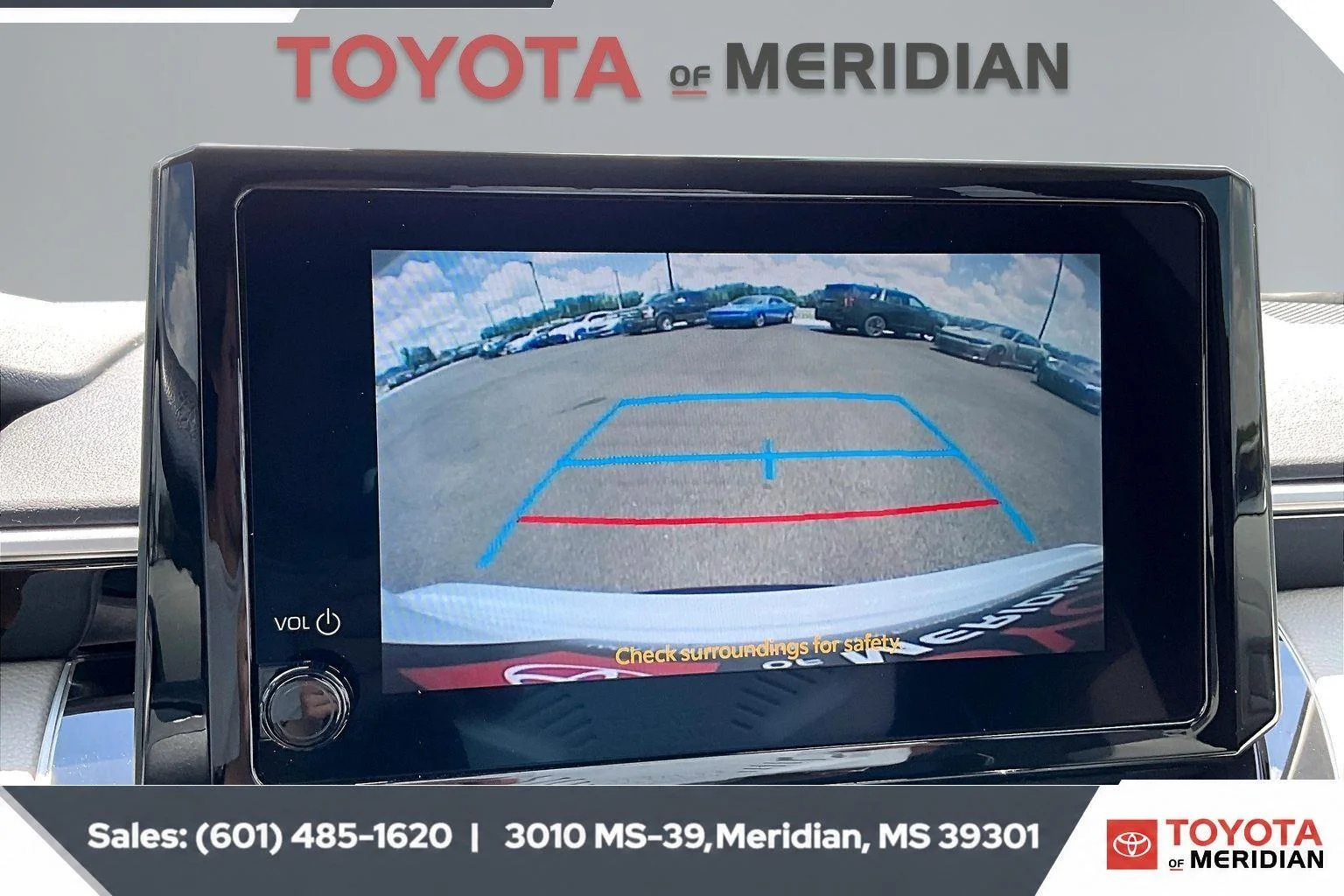 Used 2023 Ice Cap Toyota LE image 15