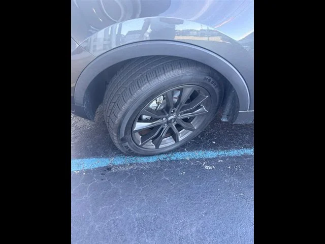 Used 2019 Gray Ford XLT image 14