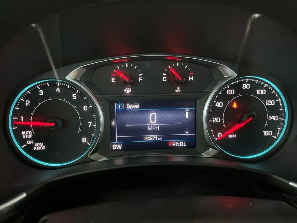 Used 2024 Gray Chevrolet LT image 8