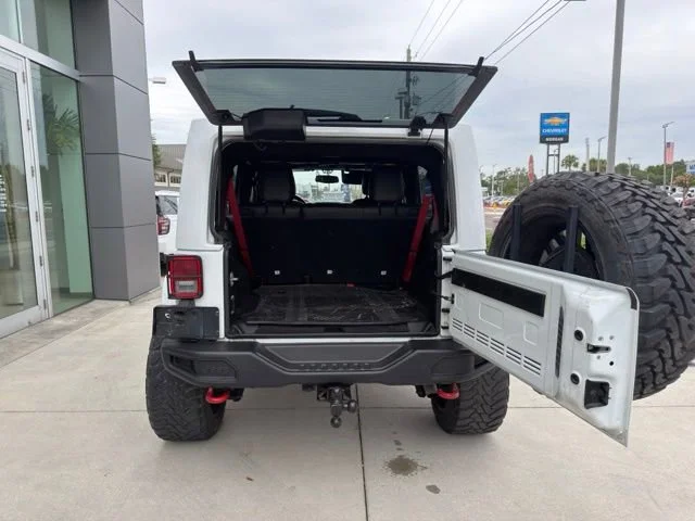 Used 2017 Bright White Clearcoat Jeep Rubicon Recon image 7