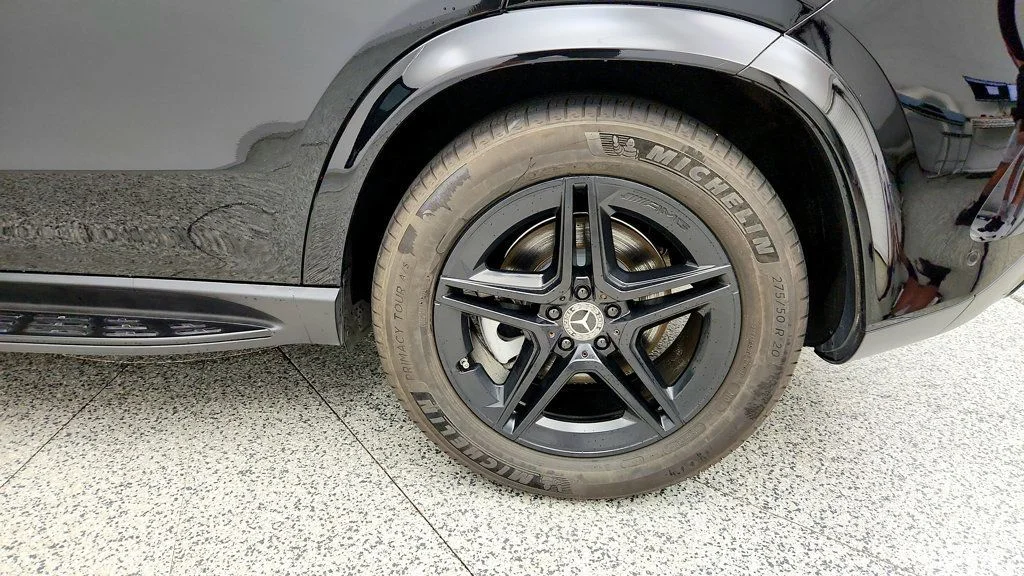Used 2024 Black Mercedes-Benz GLE 450 4MATIC® SUV image 9