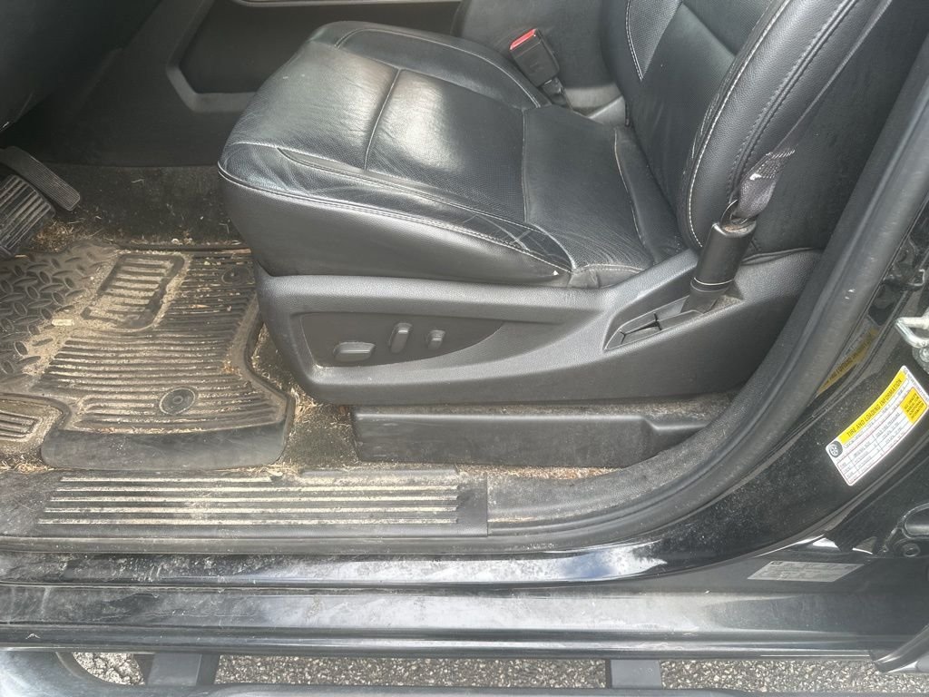 Used 2016 Black Chevrolet LTZ image 5