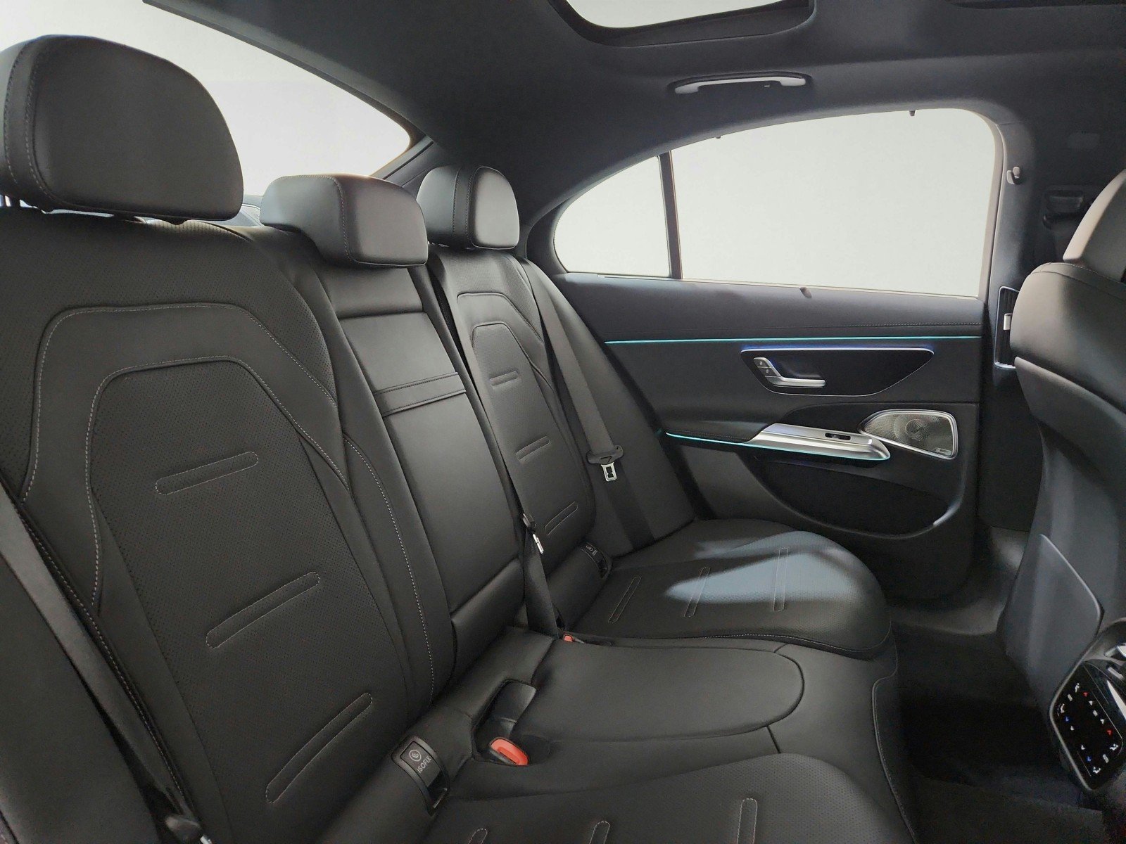 Certified Used 2026 Polar White Mercedes-Benz AMG® E 53 E image 21