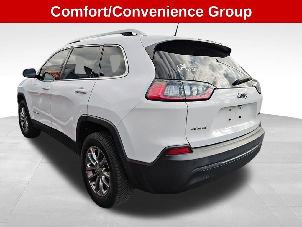Used 2019 White Jeep Latitude Plus image 5