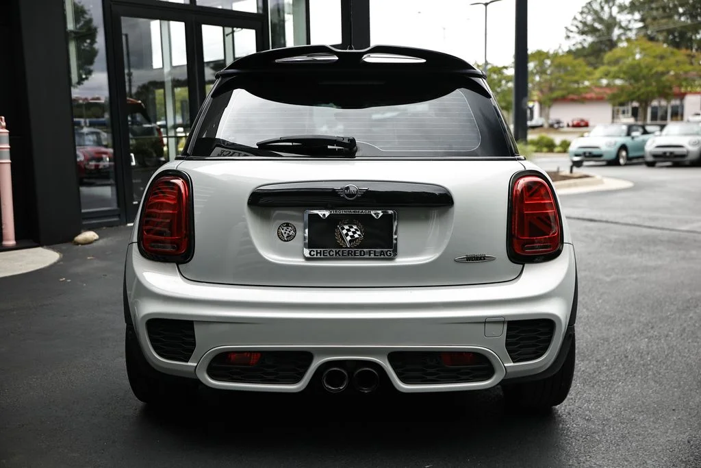 Used 2021 White Silver Metallic MINI Signature image 12