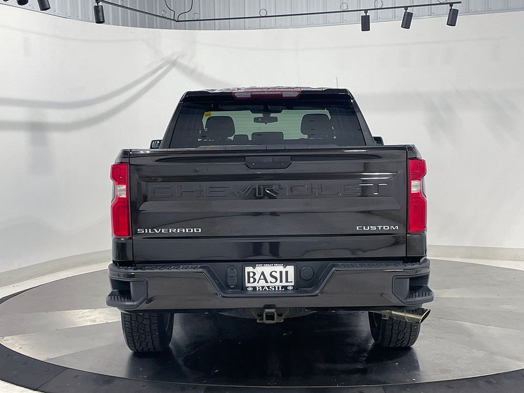 Used 2019 Brown Chevrolet Custom image 13