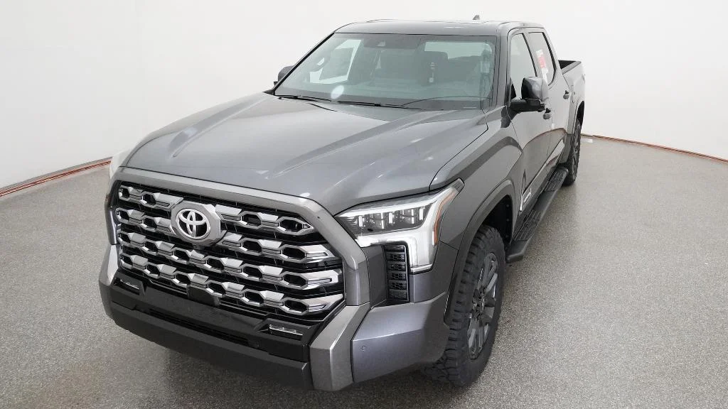 New 2026 Magnetic Gray Metallic Toyota Platinum image 20