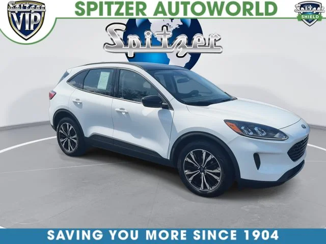 Used 2022 Oxford White Ford SE image 2