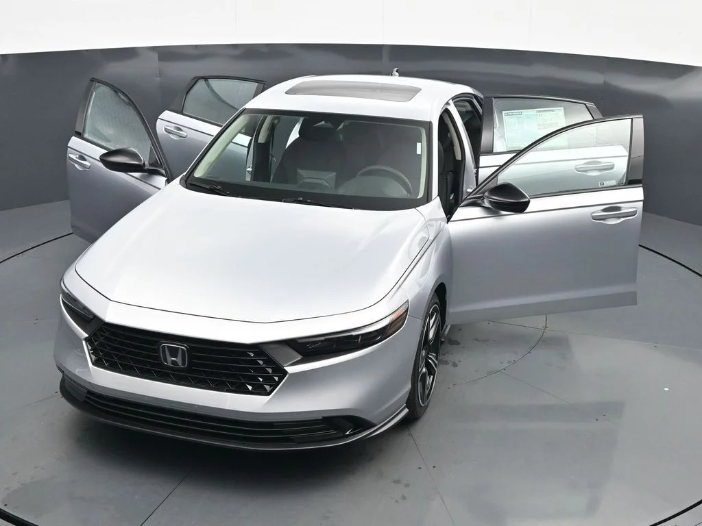 New 2026 Solar Silver Metallic Honda SE image 29