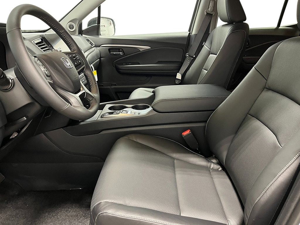 New 2026 Sonic Gray Pearl Honda RTL image 15