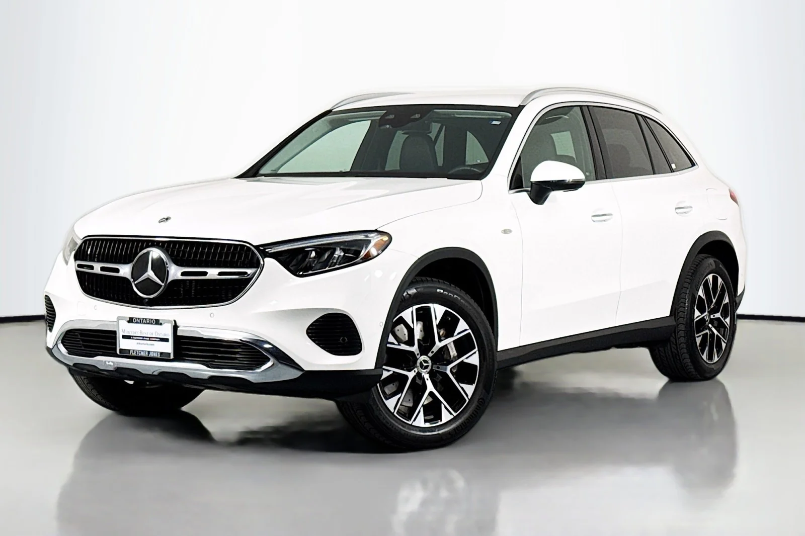 Certified Used 2025 Polar White Mercedes-Benz GLC 350e image 1