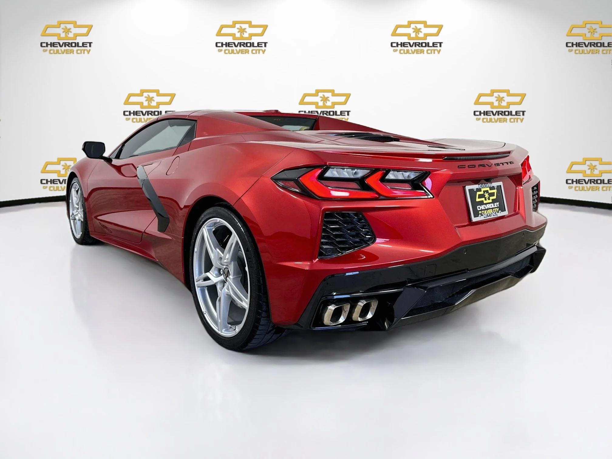Used 2023 Red Mist Metallic Tintcoat Chevrolet 2LT image 6