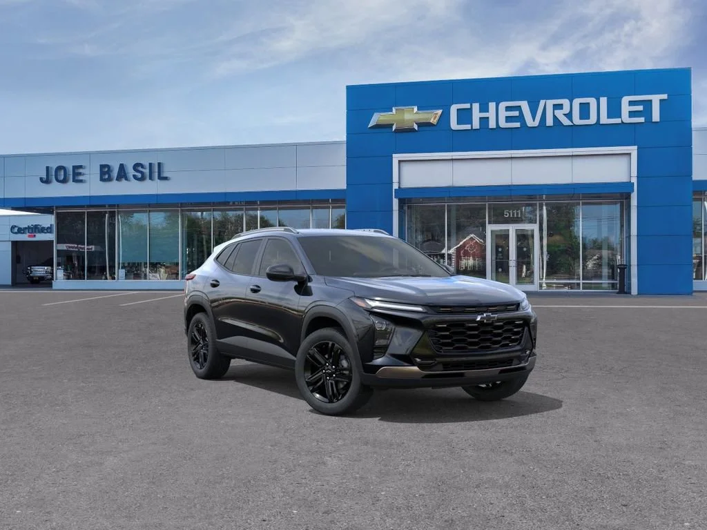 New 2026 Mosaic Black Metallic Chevrolet ACTIV image 1