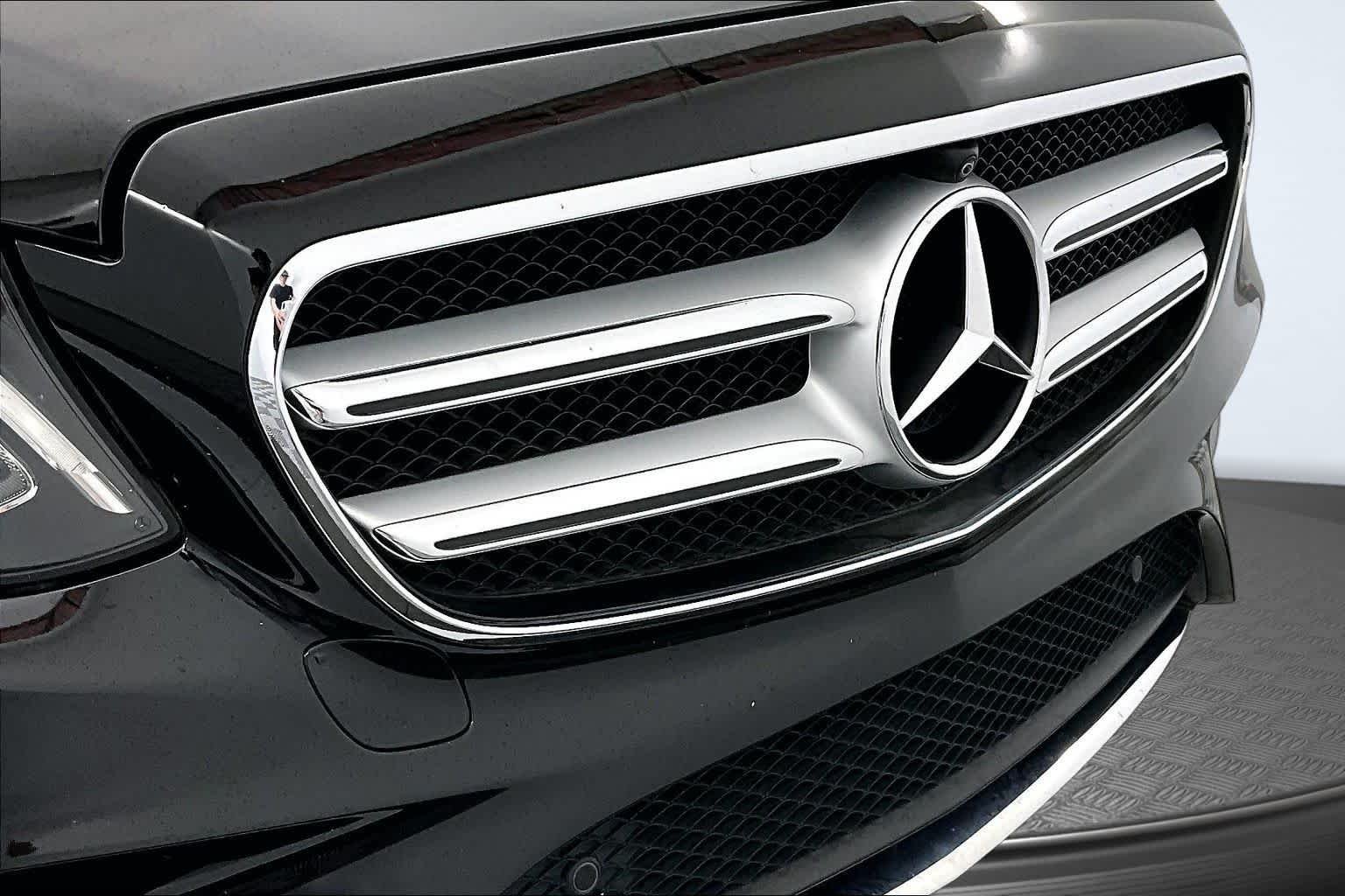 Used 2020 Black Mercedes-Benz E 350 image 26
