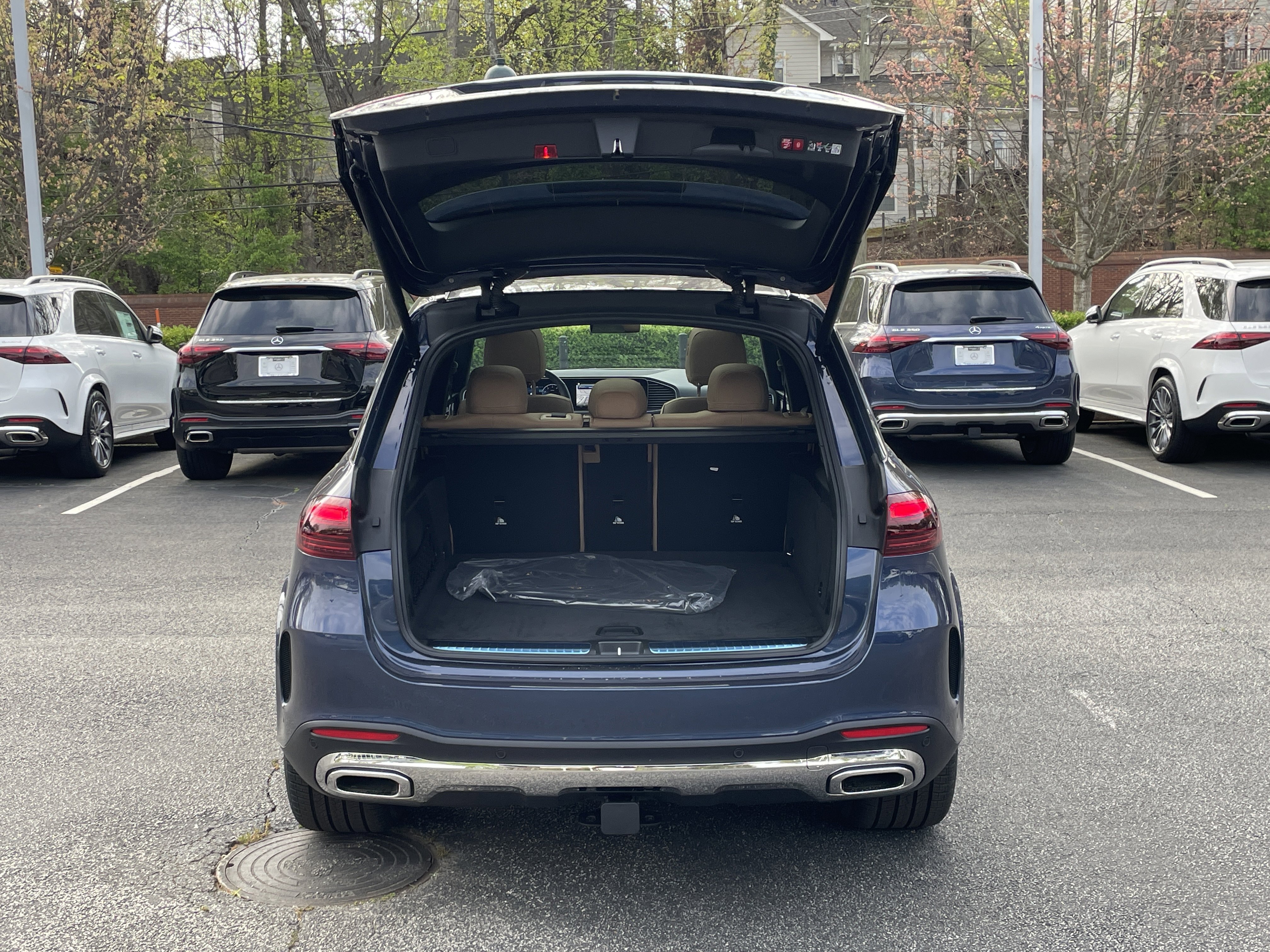 New 2026 Twilight Blue Metallic Mercedes-Benz GLE 450 4MATIC® SUV image 8